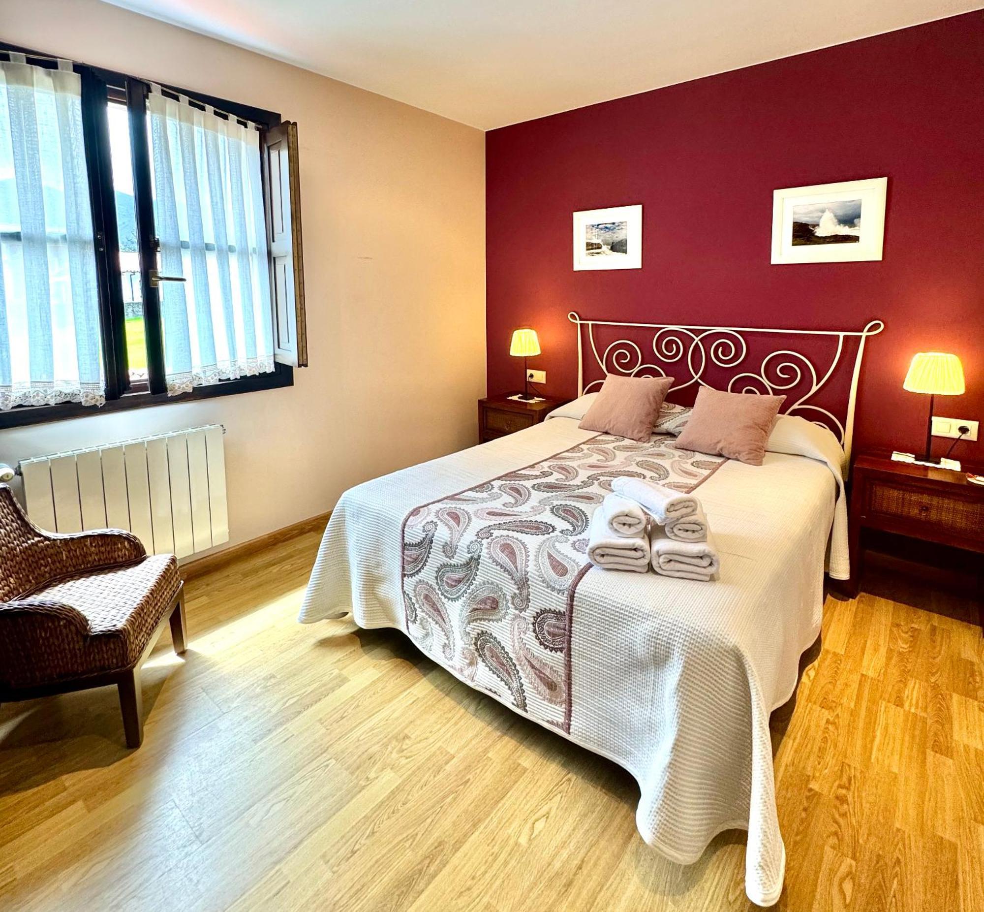 Hotel Rural El Texeu Parres de Llanes Eksteriør bilde